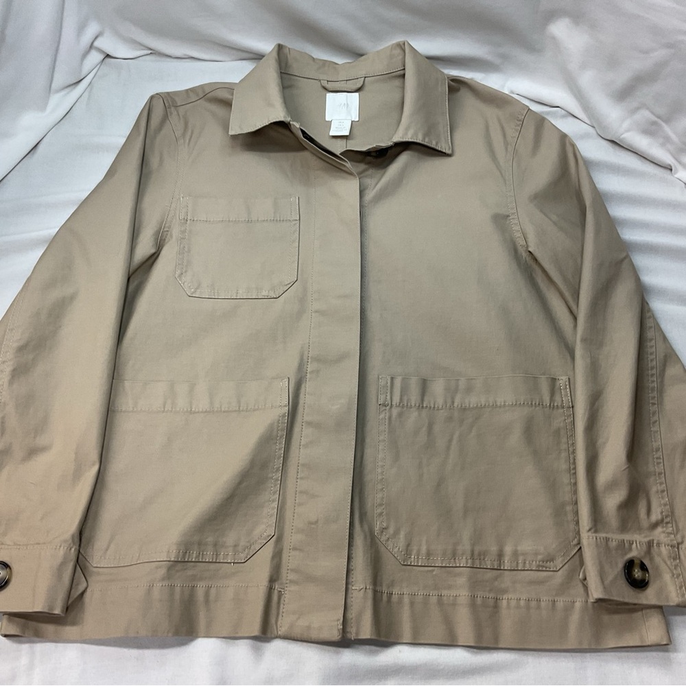 H&M Women's Tan Brown Light Utility Jacket, Zip Up, Size 4 Casual Travel Fashion
